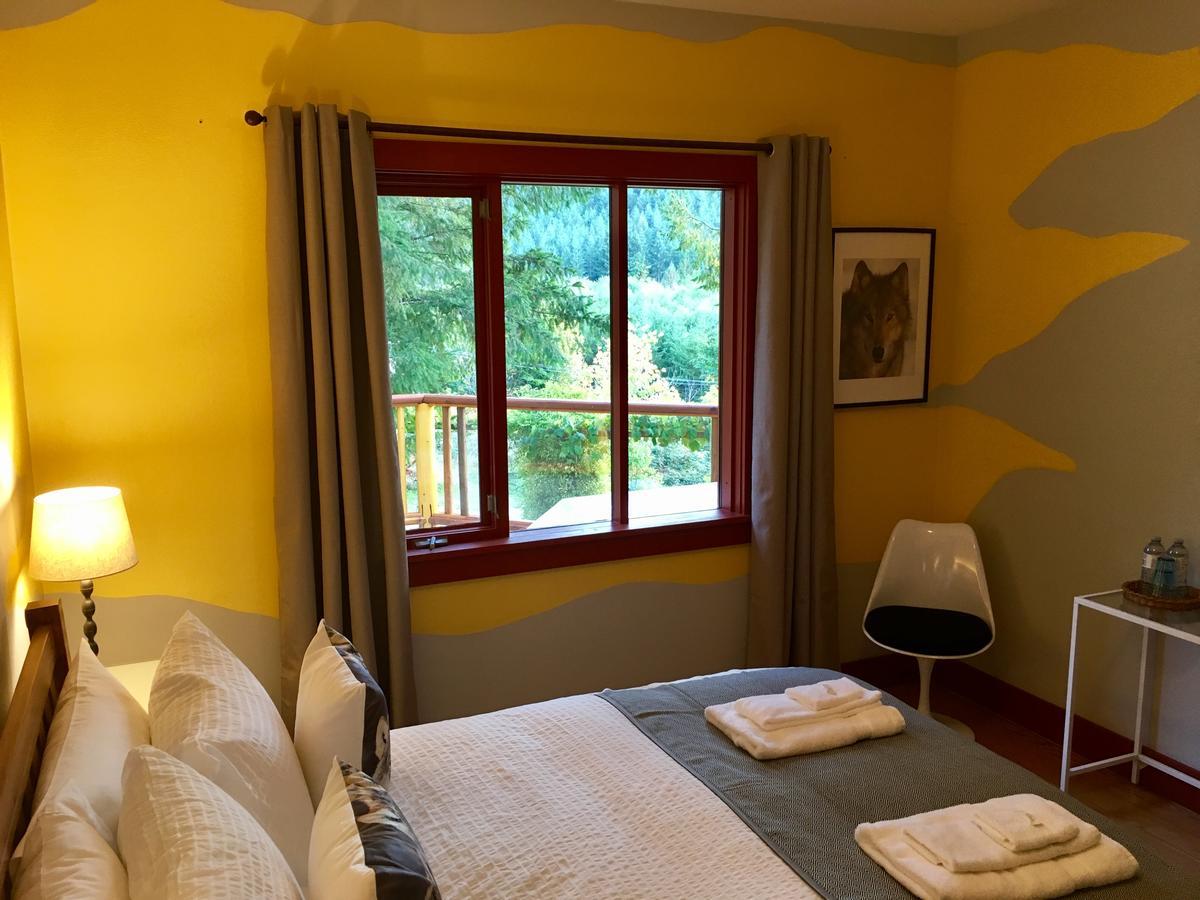 Madeira Park Sunshine Villa B&B المظهر الخارجي الصورة